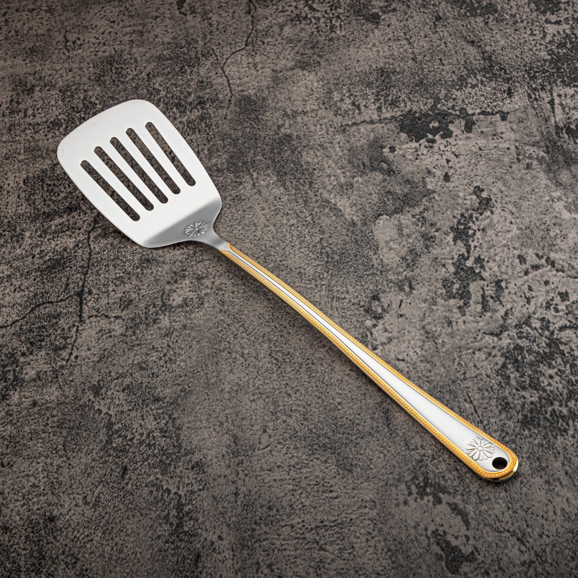 ملعقة المرجان المشقوقة، ستانلس ستيل، فضي وذهبي (CUT0010422) أدوات مائدة أنيقة