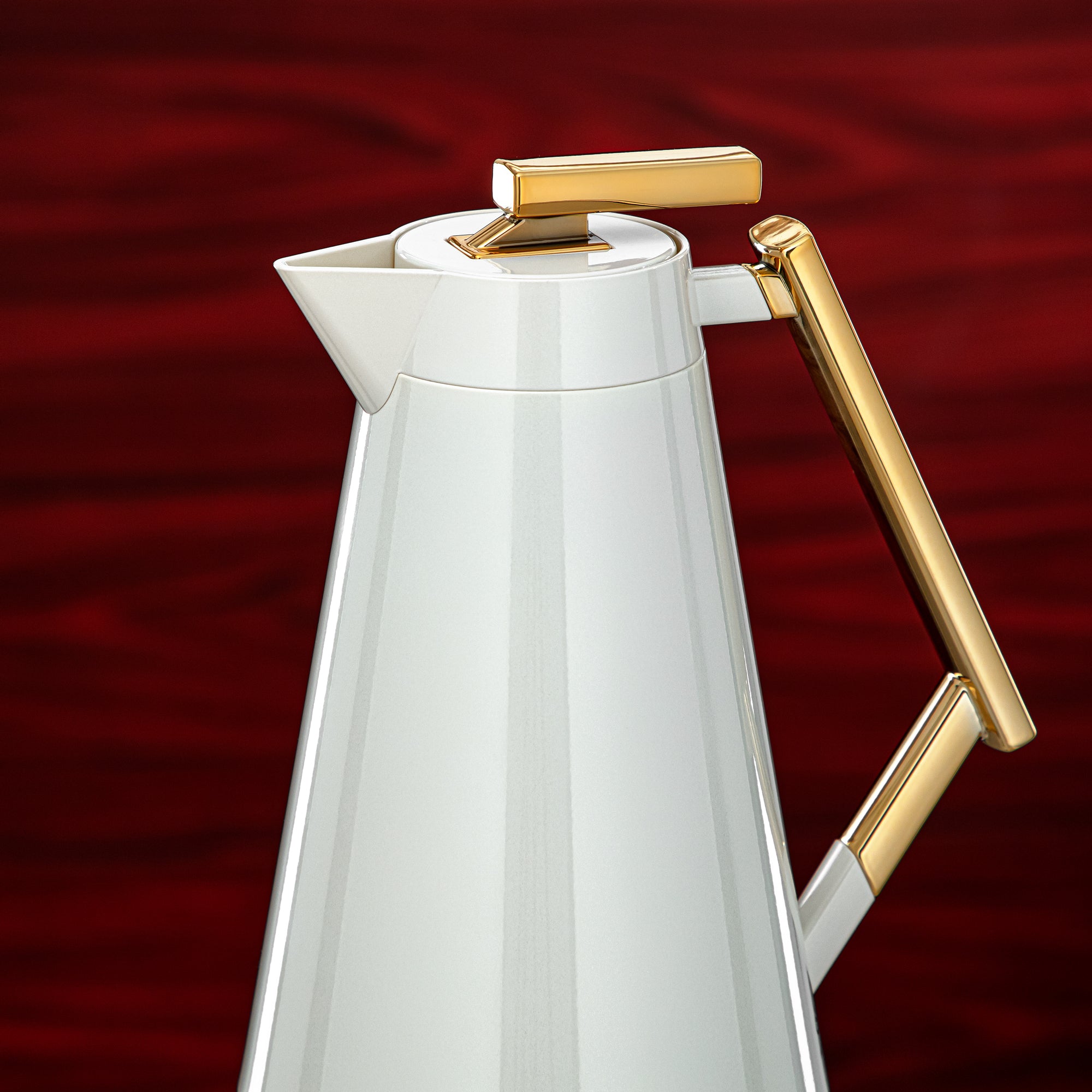 المرجان طقم ترامس 0.7L و1L أبيض لؤلؤي وذهبي