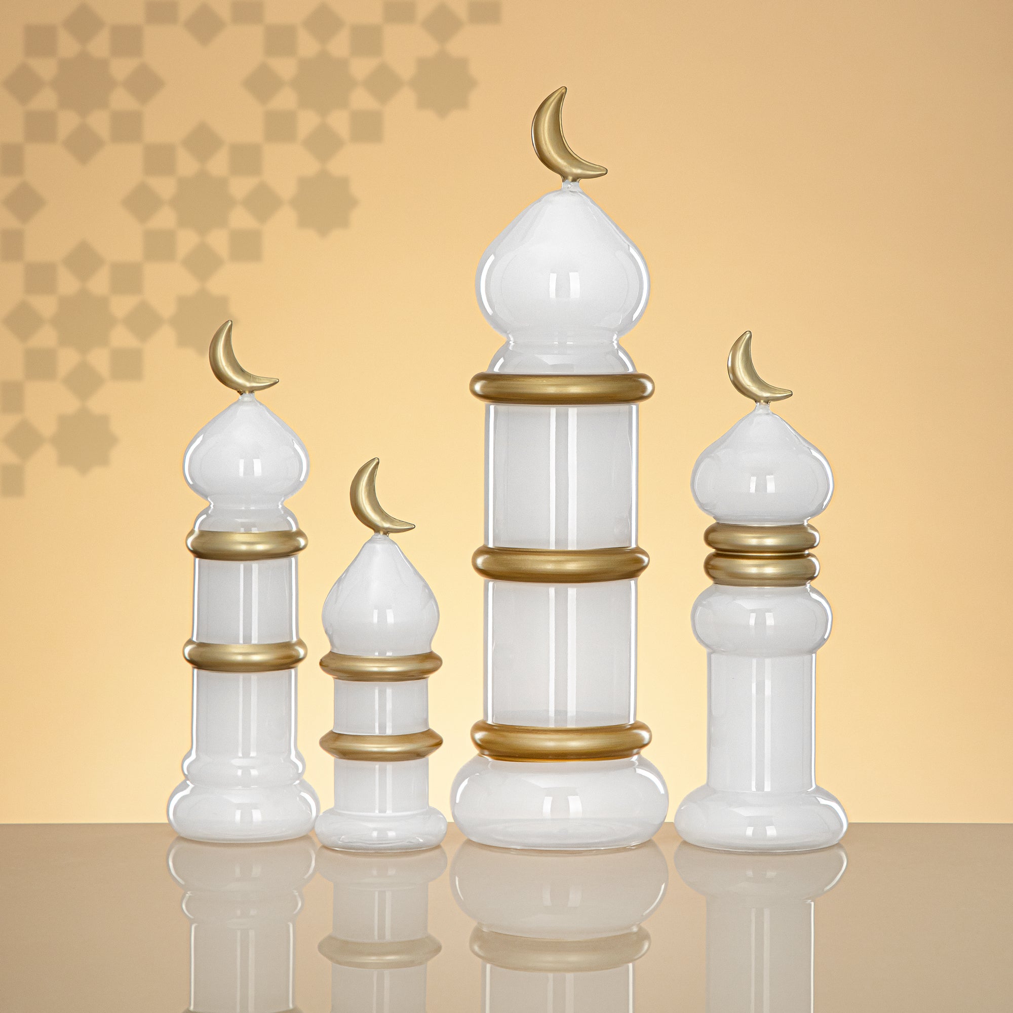 Almarjan Minaret Table Decoration 16.5cm x 6cm White with Golden Lines & Crescent Moon – Noor Al Layali