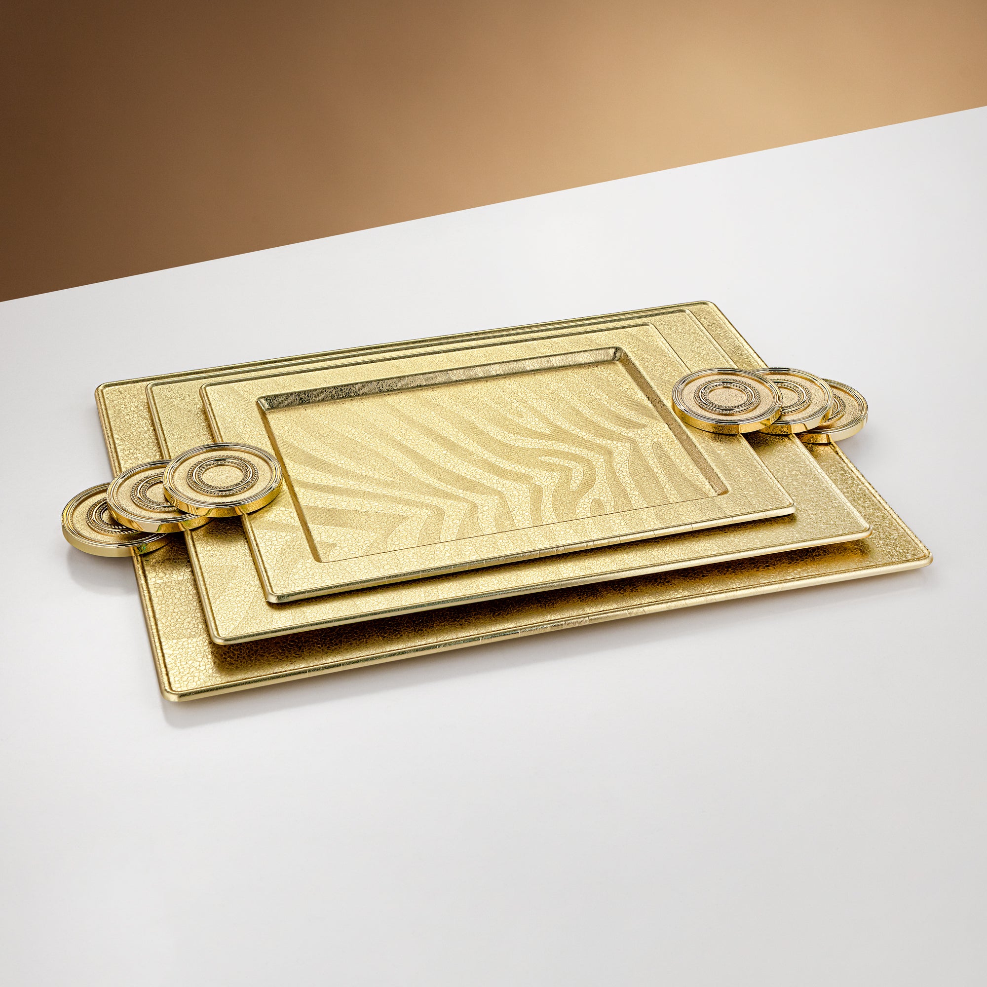 طقم صواني تقديم المرجان بنقشة متشققة من النحاس (3 قطع)