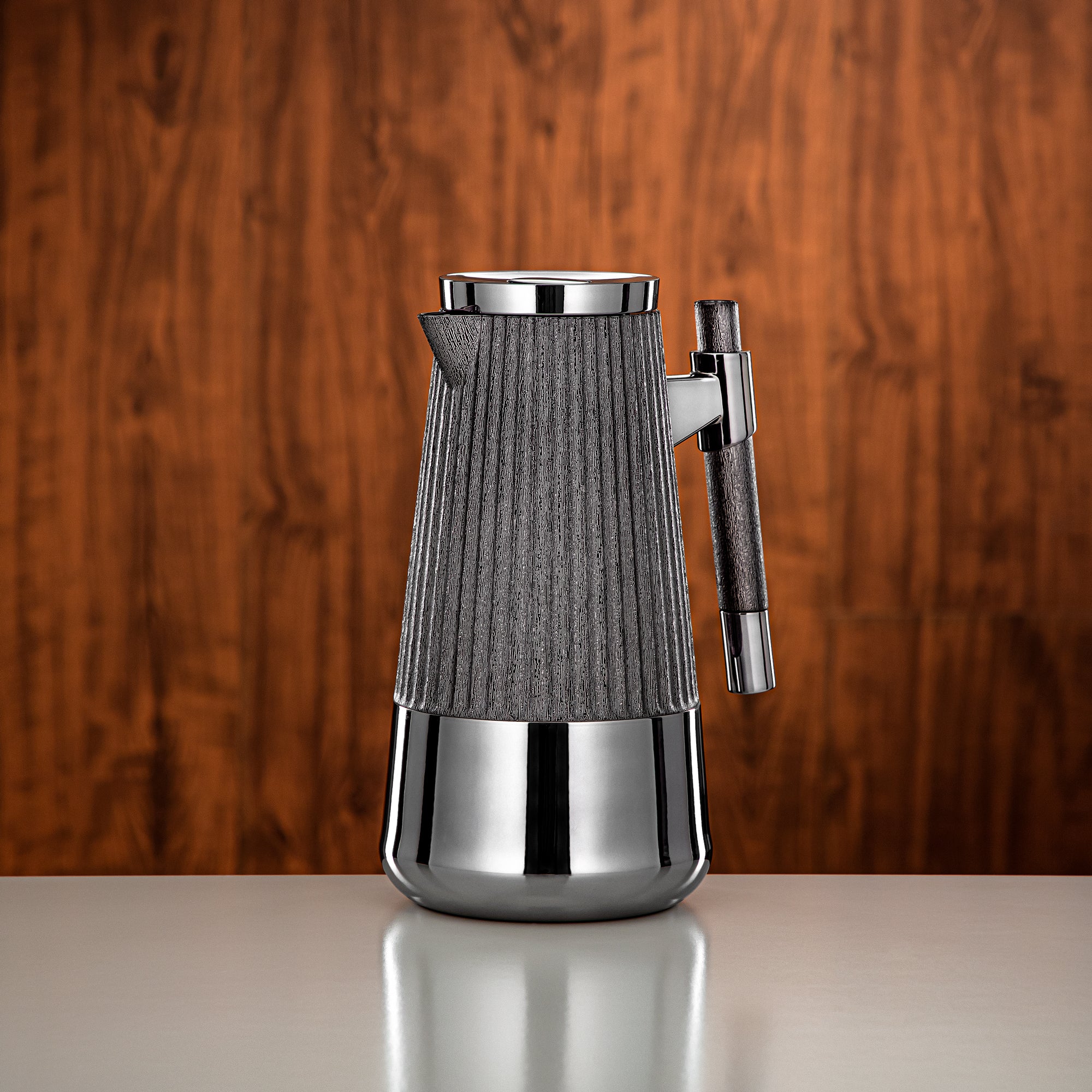 طقم ترامس المرجان 1 لتر + 1 لتر أسود غامق وفضي