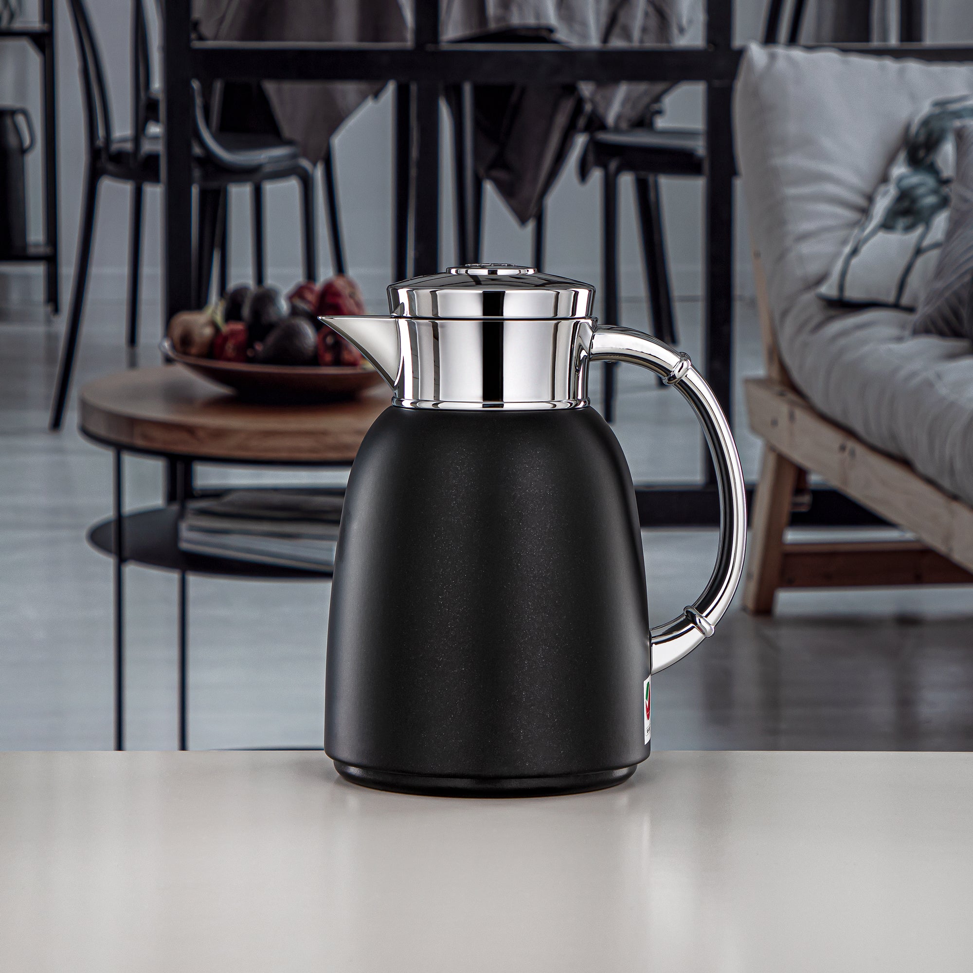 Almarjan 0.65 Liter Vacuum Flask Black & Silver - QVC-0650Q75YZC