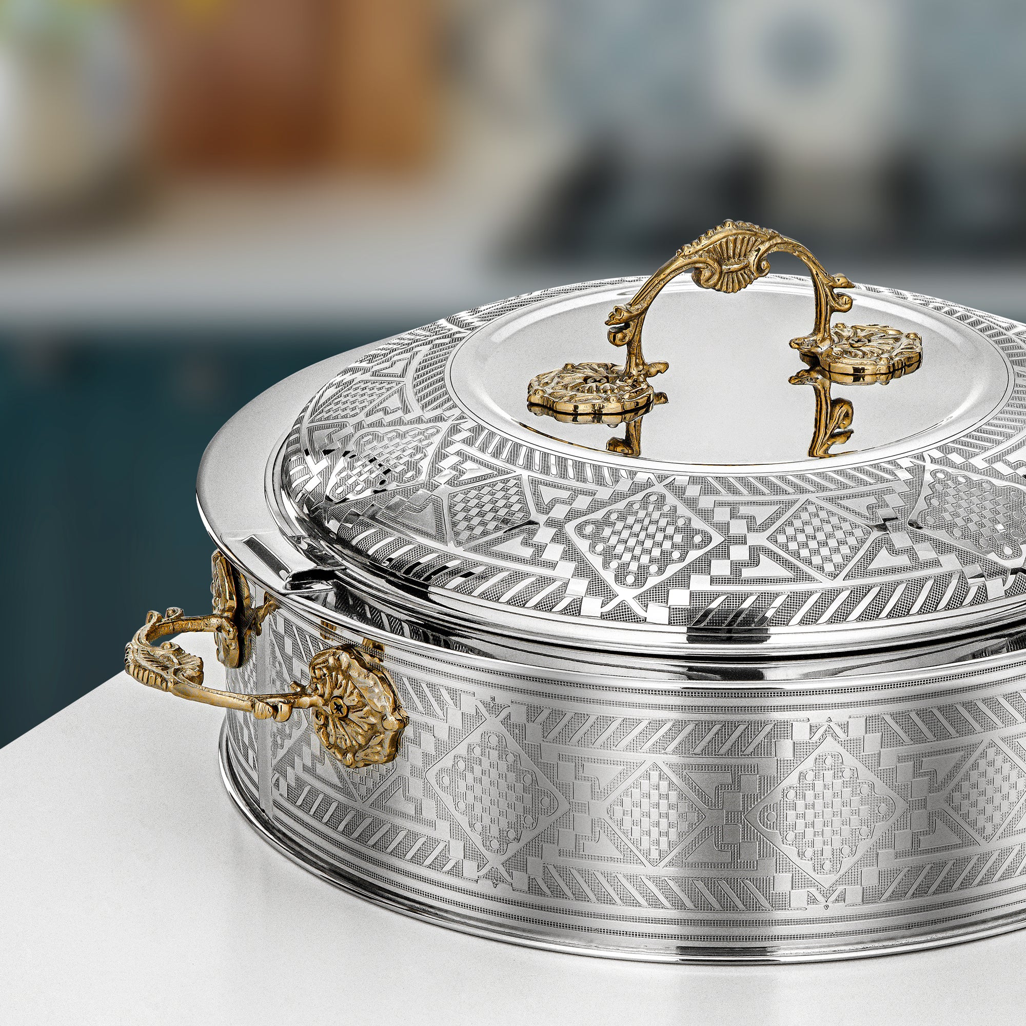 Almarjan Hot Pot 35cm Silver & Gold – Areej Collection