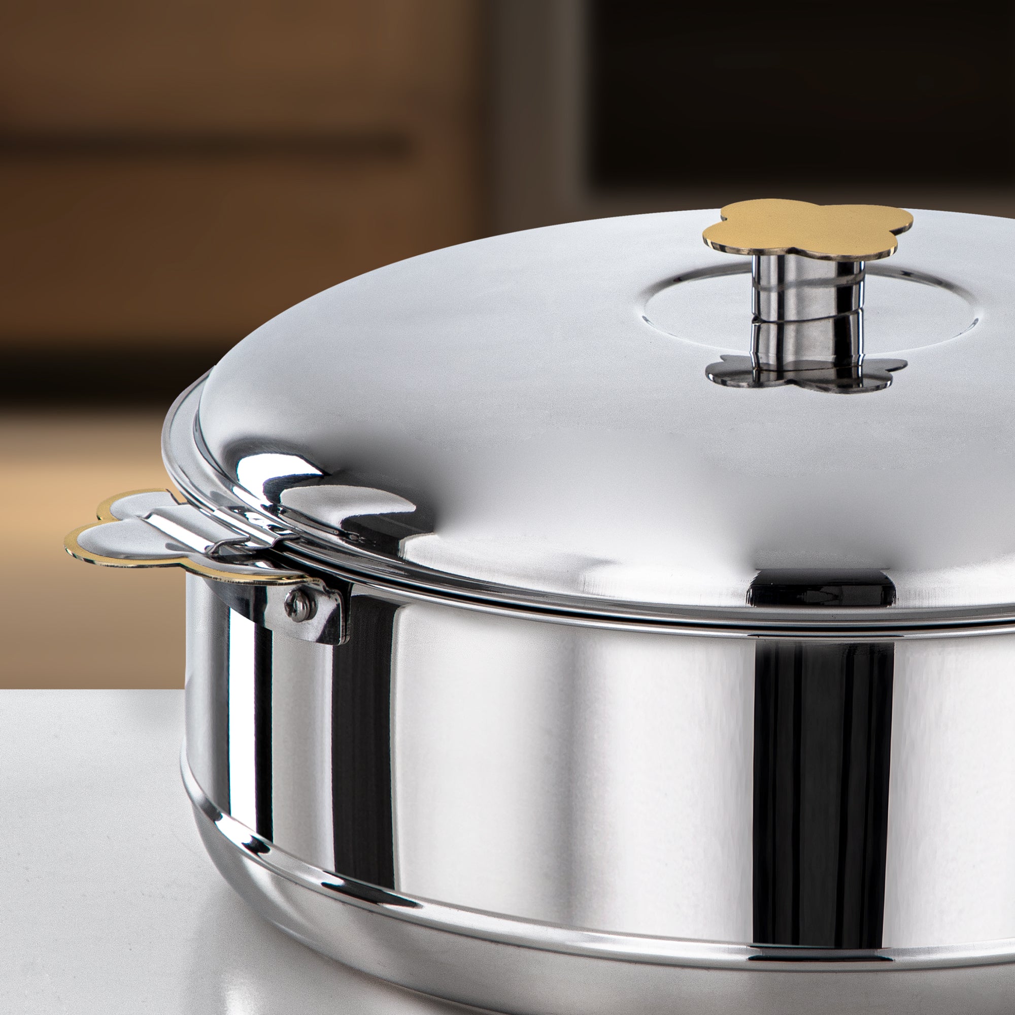 طقم حرارات المرجان ستانلس ستيل فضي وذهبي قطعتان (H25PG1) – مجموعة فيدا | تقديم بسعة كبيرة لرمضان والتجمعات