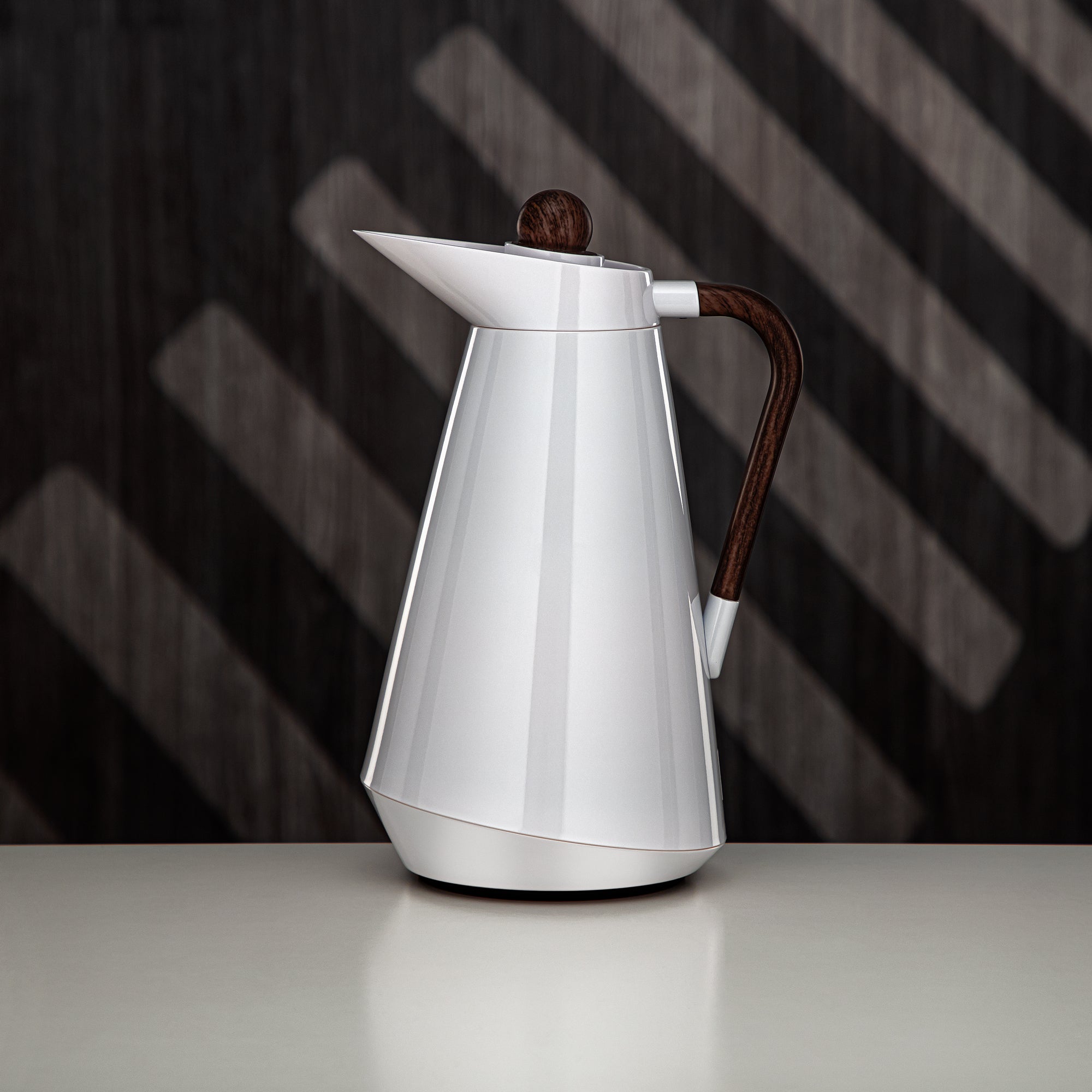 طقم ترامس المرجان بيرل وايت وخشب (VSP-00700/1000 Q1ZP125Y)