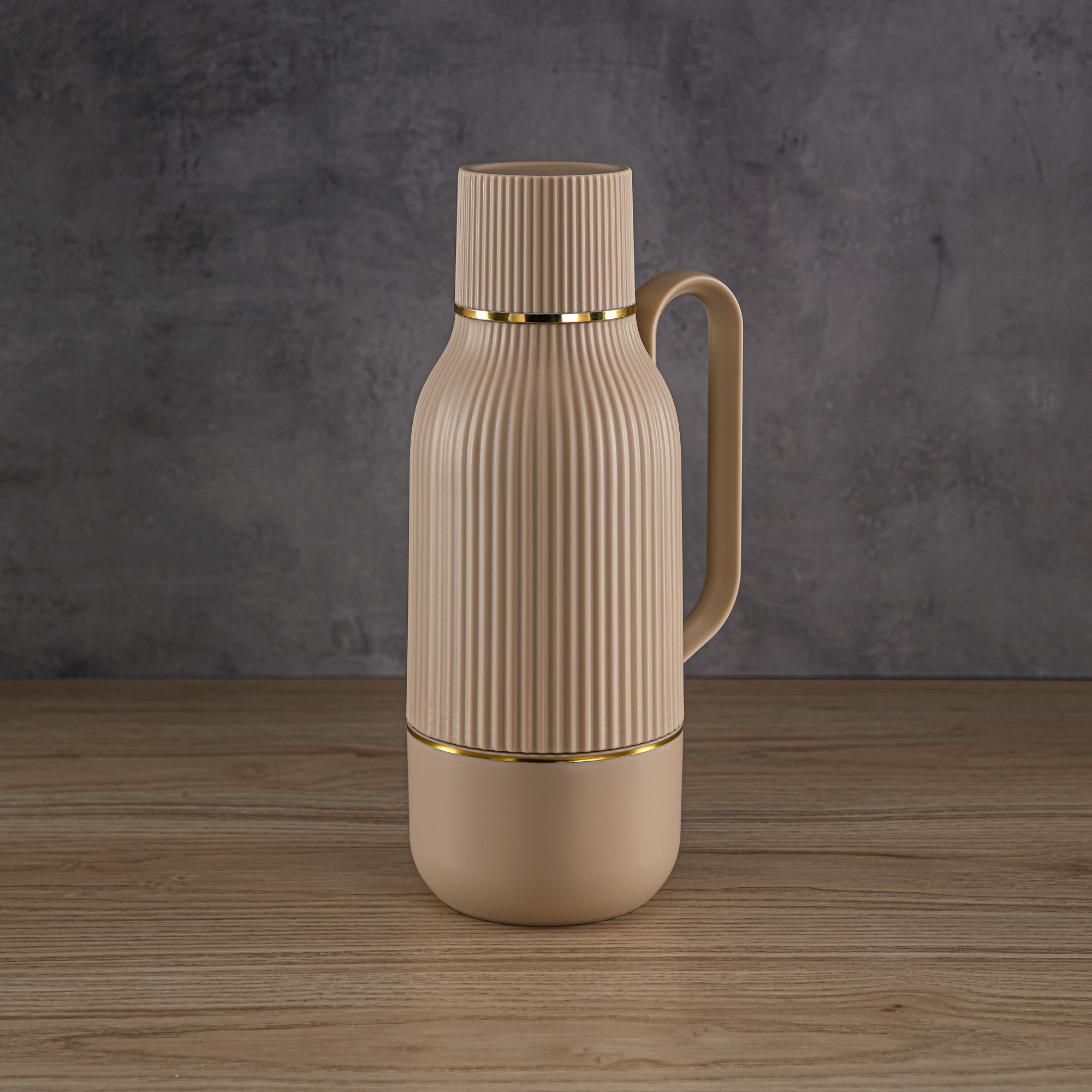 Almarjan 1 Liter Vacuum Flask Beige & Gold - GT102 MBGG