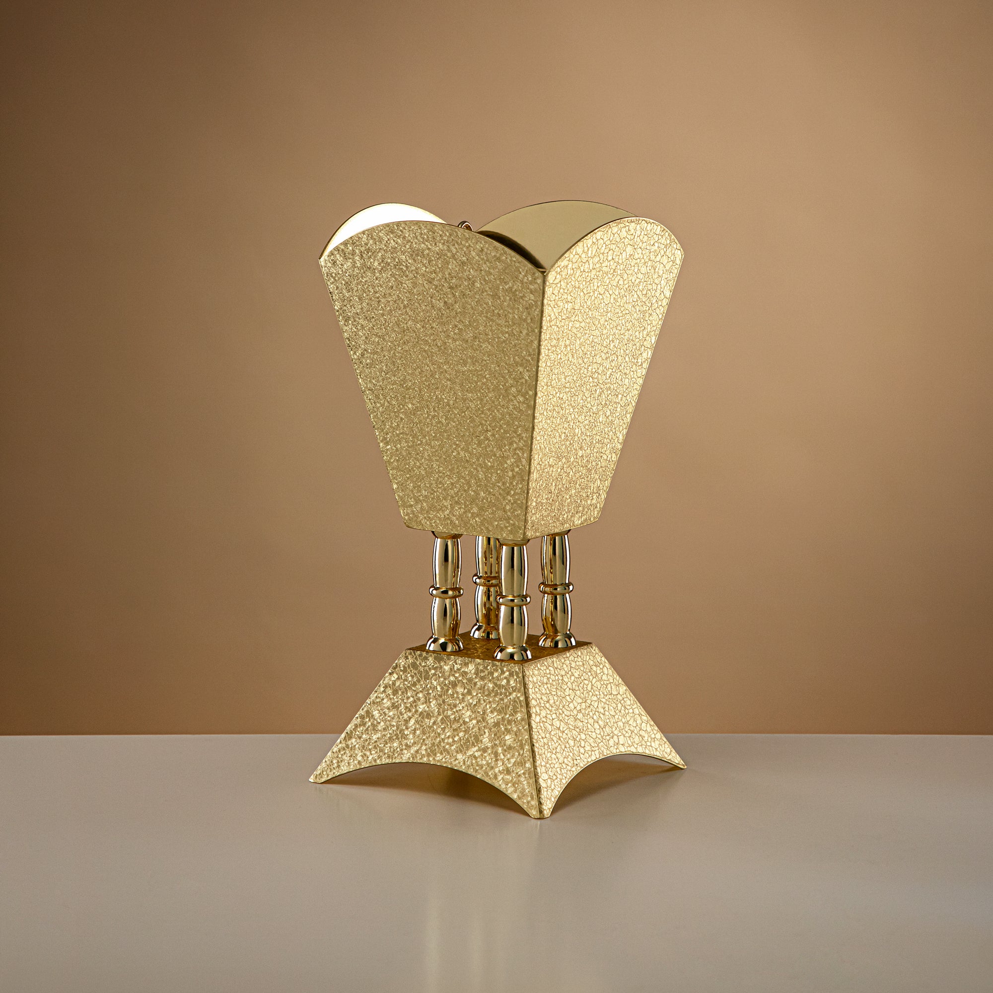 مبخرة المرجان من النحاس بطول 23.5 سم